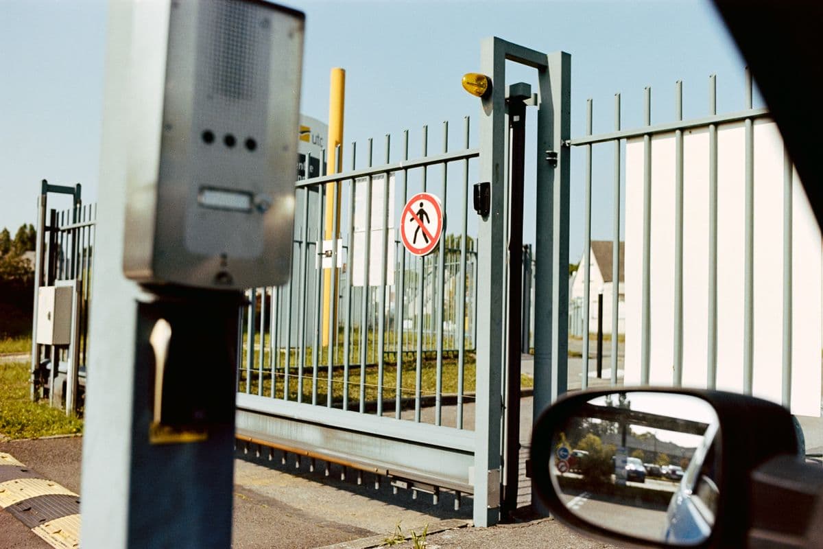 Slide gate install — Hawley